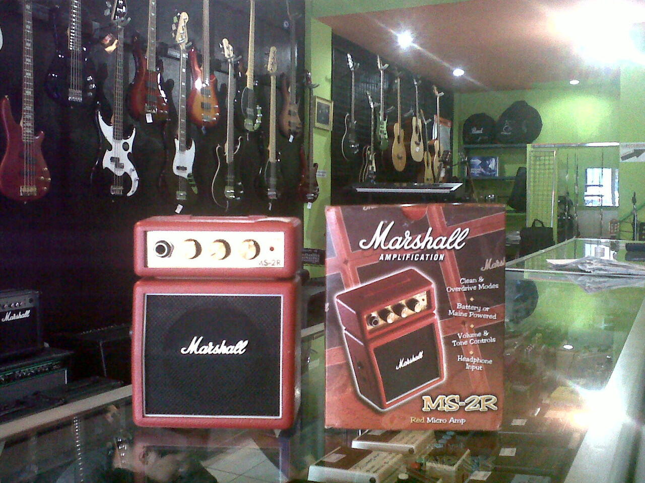 Jual Ampli Gitar dan Bass Merk Laney, Marshall, Roland, Cora, Russel