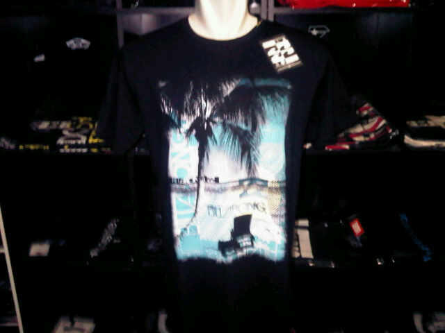 JUAL KAOS DISTRO (VANS, DC, VOLCOM, REBEL8, etc.) GAK ORI, TAPI BIKIN KEREN