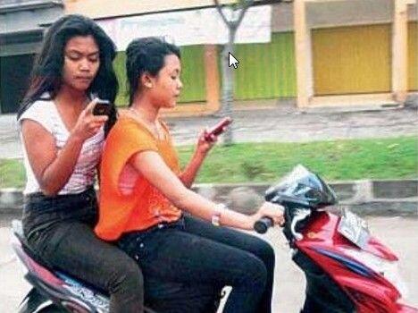 Beberapa Kegilaan Pengendara Motor di Jakarta