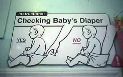 Mengecek Popok Bayi