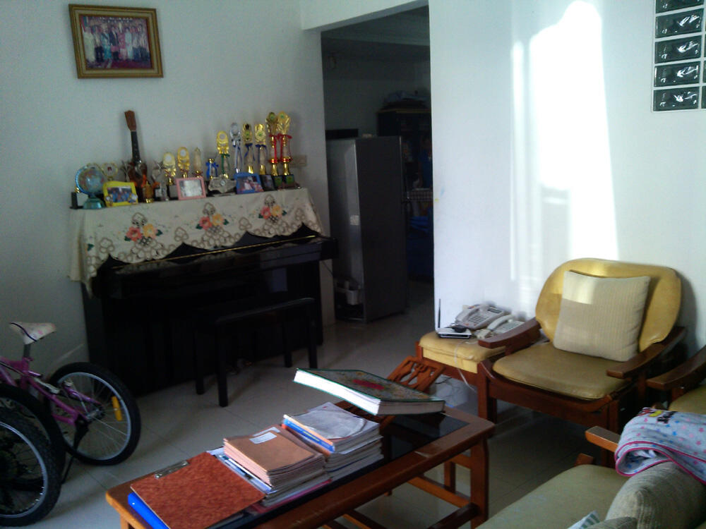 Dijual Cepat Rumah di Karang Tengah