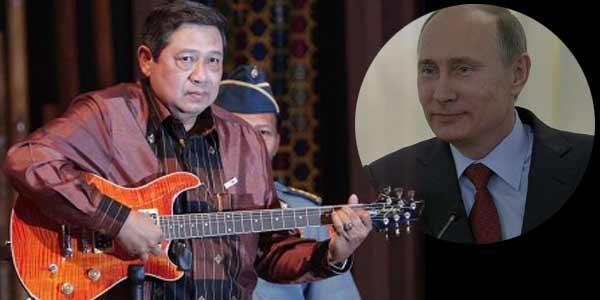 Vladimir Putin Ultah, SBY Menyanyi sambil Main Gitar