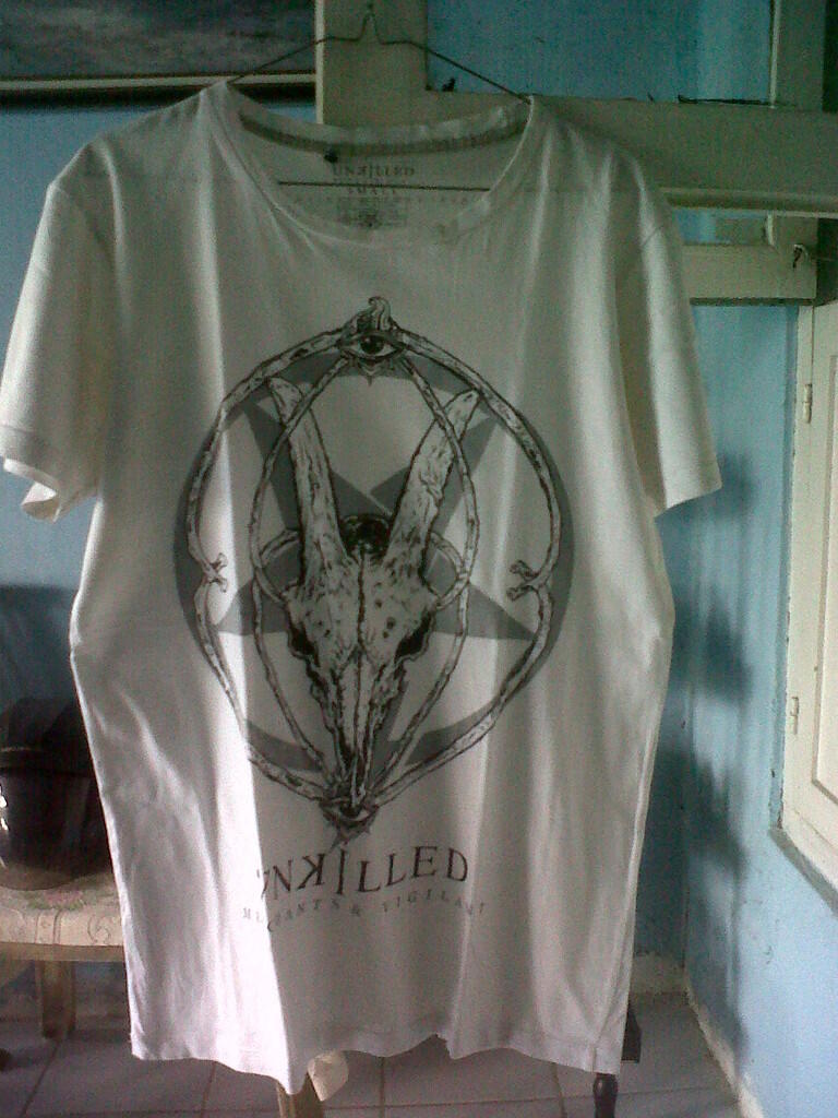 the original quzzy,yeah right,suicide anthem,house of enjoy,unkilled,flux,dll