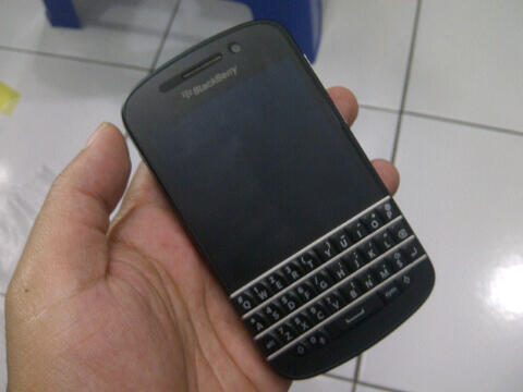 BB Q10 Black TAM fullset istimewa