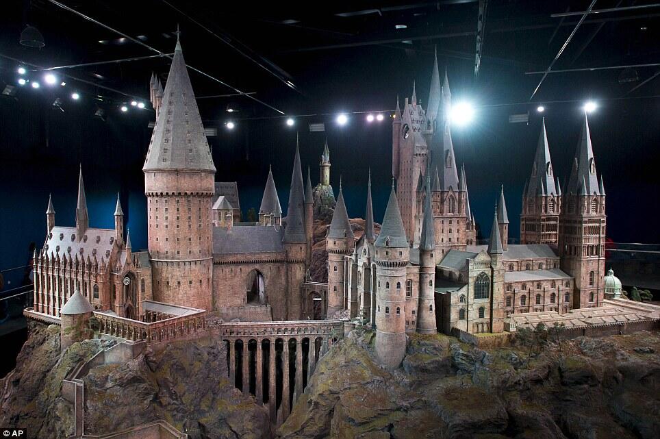 &#91;wow&#93;MINIATUR2 SET FILM TERKENAL YANG SANGAT LUAR BIASA (KREATIF GAN)