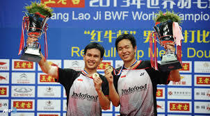 Gw cinta Timnas , Gw cinta Indonesia dan Gw Bangga menjadi WNI