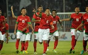 Gw cinta Timnas , Gw cinta Indonesia dan Gw Bangga menjadi WNI