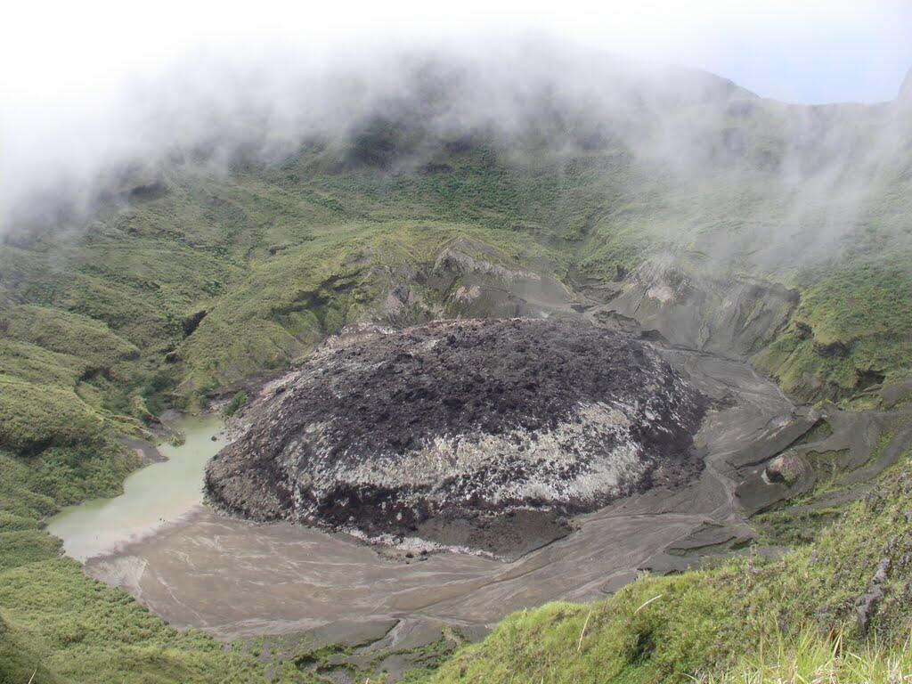 Proses Terjadinya Gunung Meletus