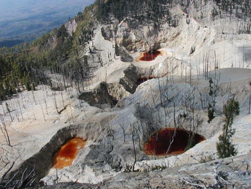 Proses Terjadinya Gunung Meletus