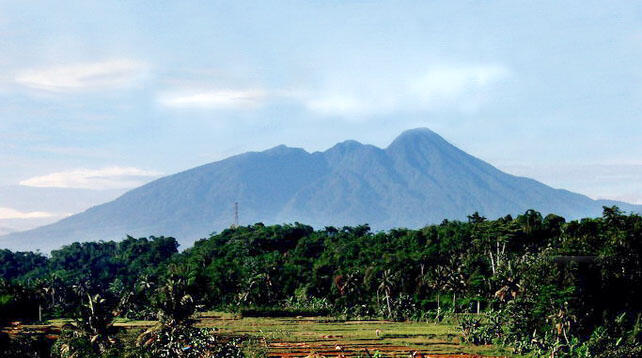 Proses Terjadinya Gunung Meletus