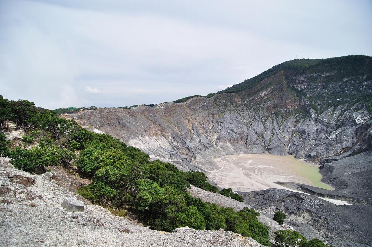 Proses Terjadinya Gunung Meletus