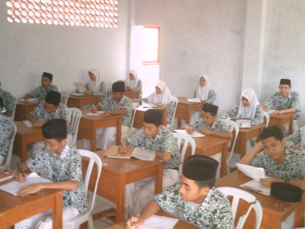 (PIC)Kocak, Nostalgia anak Pesantren Modern (sumpah Ngangenin)