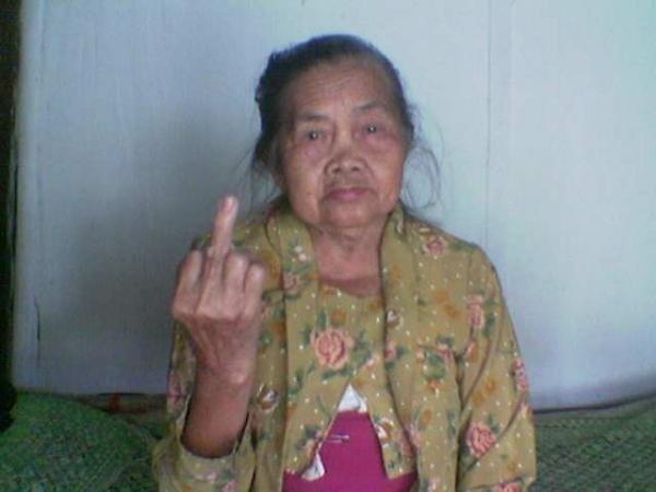Tips-tips mengatasi pacar yang lagi marah.