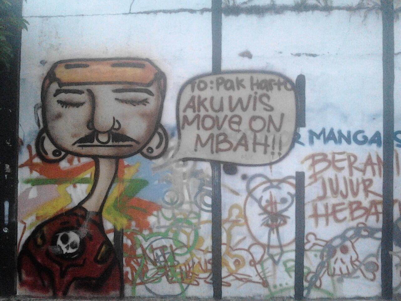 menanggapi tulisan di stiker ini.. (:peace:)