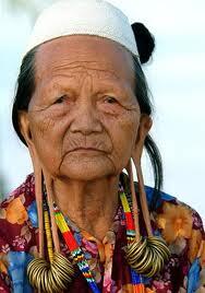 Tradisi Adat Dayak 