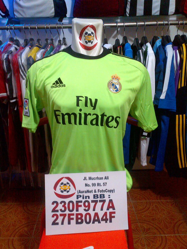 Jersey GK Real Madrid 2013-2014 new season