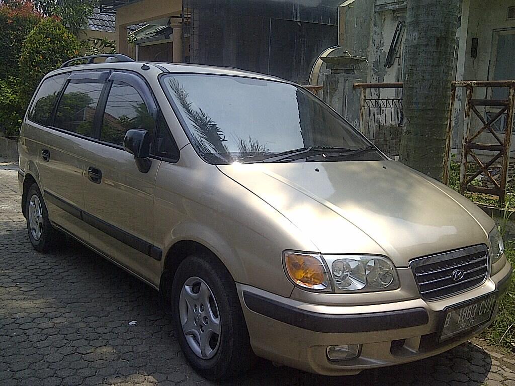 DIJUAL HYUNDAI TRAJET 2003 MANUAL GL