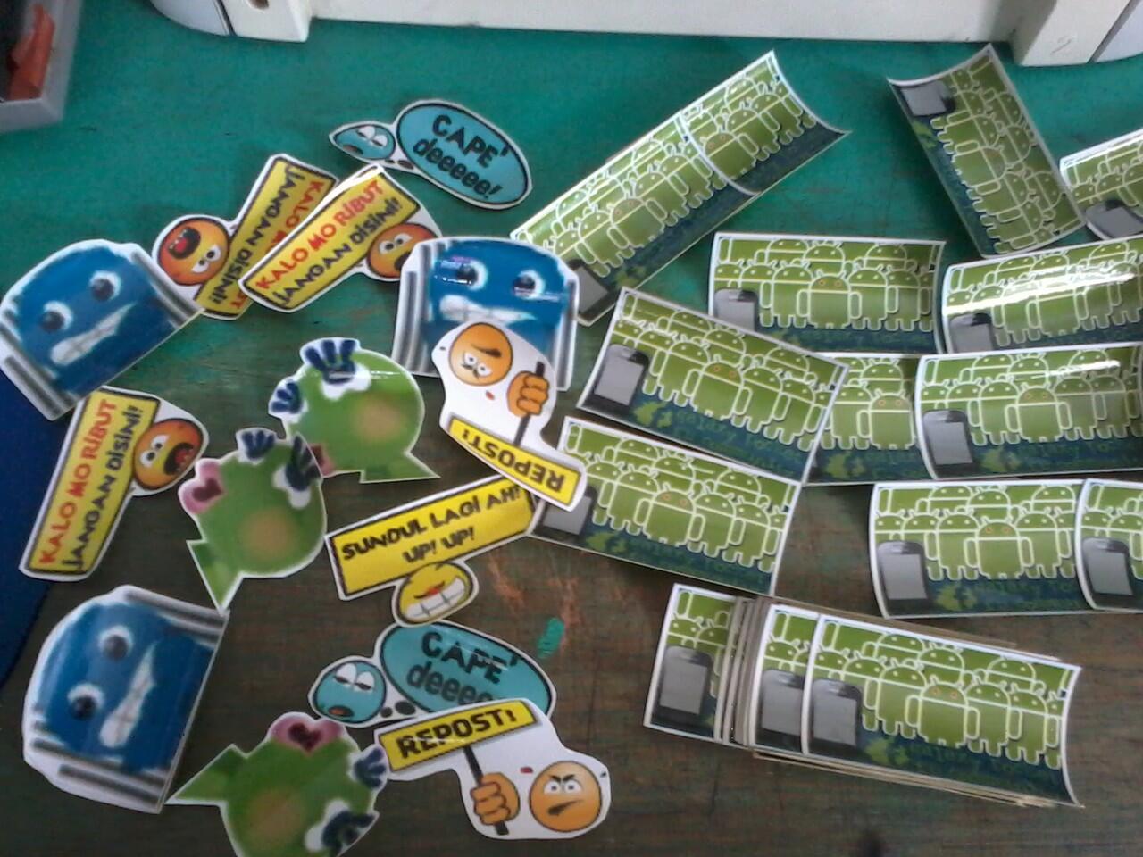 Cetak Stiker Vinyl
