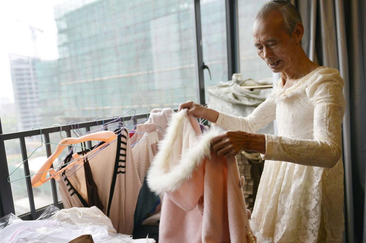 Liu Xianping, Kakek Modis Asal China yang Jadi Model Pakaian Wanita 