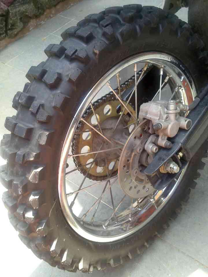 Terjual Ban irc , tromol ori, rim/velg set ori klx 