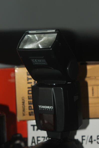 kamera DSLR Sony Alfa A230 komplit tele dan flash