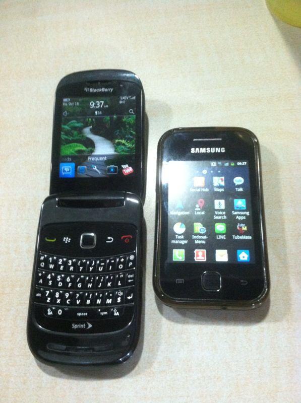 blackberry style & samsung galaxy young