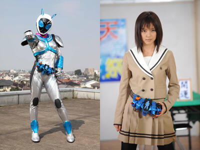 6 KAMEN RIDER WANITA