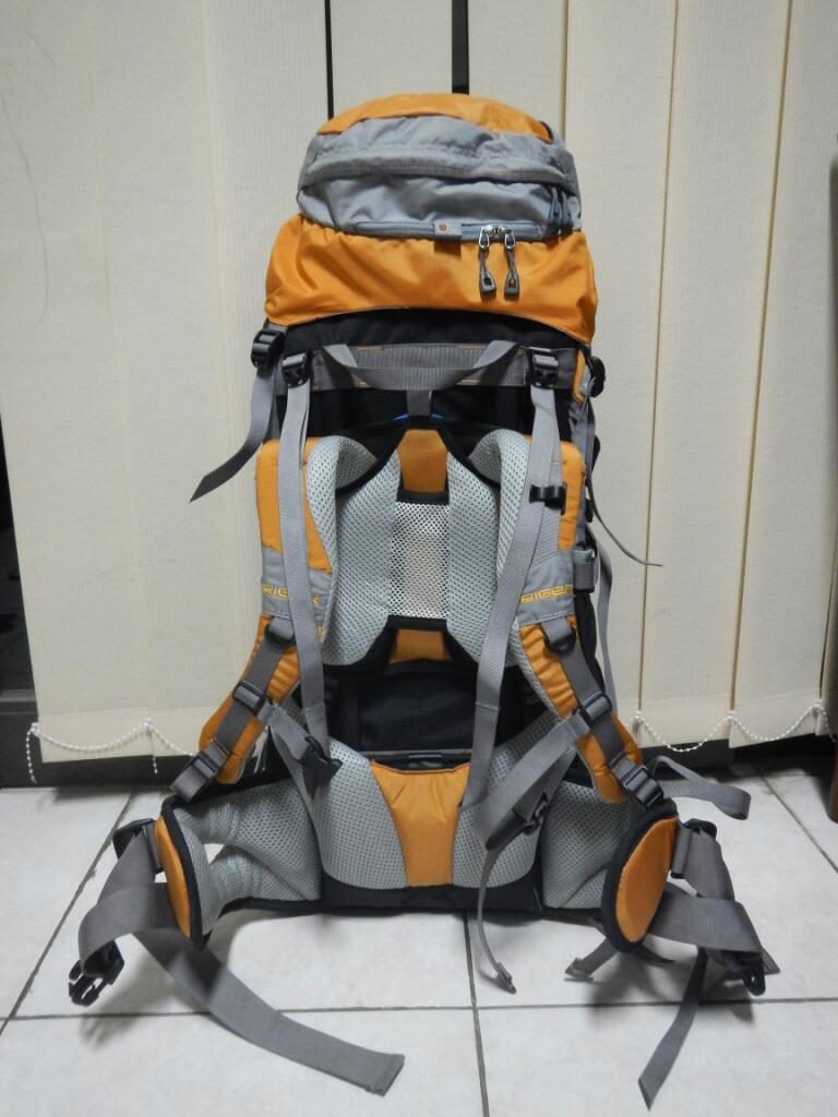 Sewa / Rental Alat / Peralatan Gunung / Outdoor / Hiking / Camping / Tenda