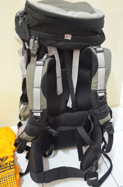 Sewa / Rental Alat / Peralatan Gunung / Outdoor / Hiking / Camping / Tenda