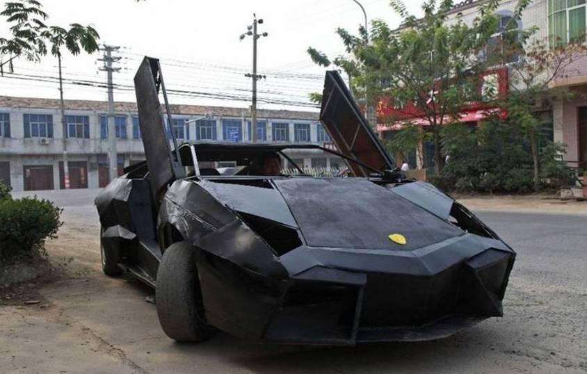 Agan ini Bangun Replika Lamborghini Reventon (+Pic)