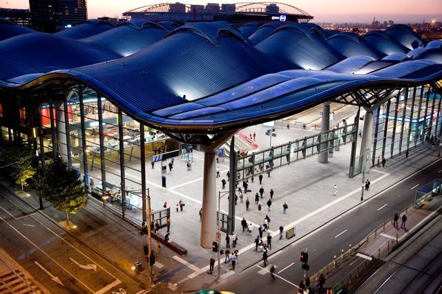 Stasiun Kereta dengan Arsitektur Terbaik ( KEREN GAN )