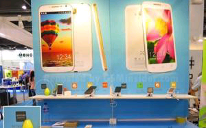 Ini Dia Smartphone Octa Core Murni Pertama di Dunia