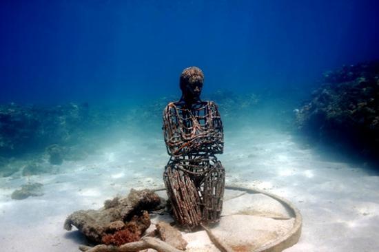 Foto Mesum/Museum Bawah Laut Terbesar Di Dunia (Hot ++)