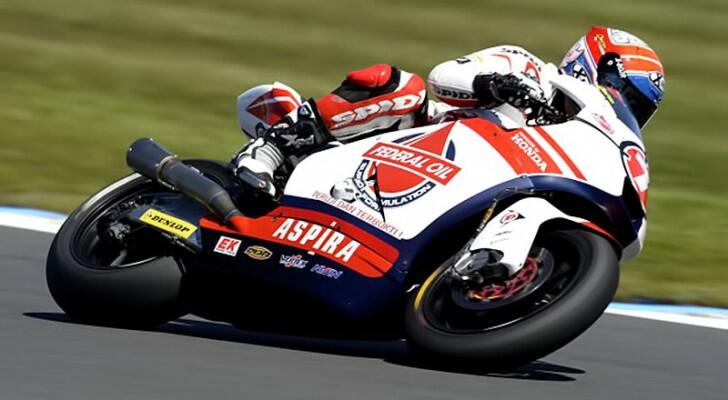 DONI TATA PRADITA raih poin pertama di Moto2 Australia 2013