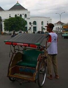 serba-serbi BECAK. (becak...becak...tolong bawa saya....)