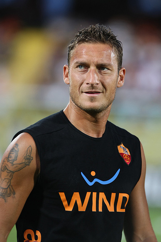 Siapa yang bisa menggantikan Mereka? (football lovers)
