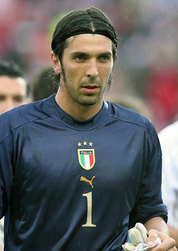 Siapa yang bisa menggantikan Mereka? (football lovers)