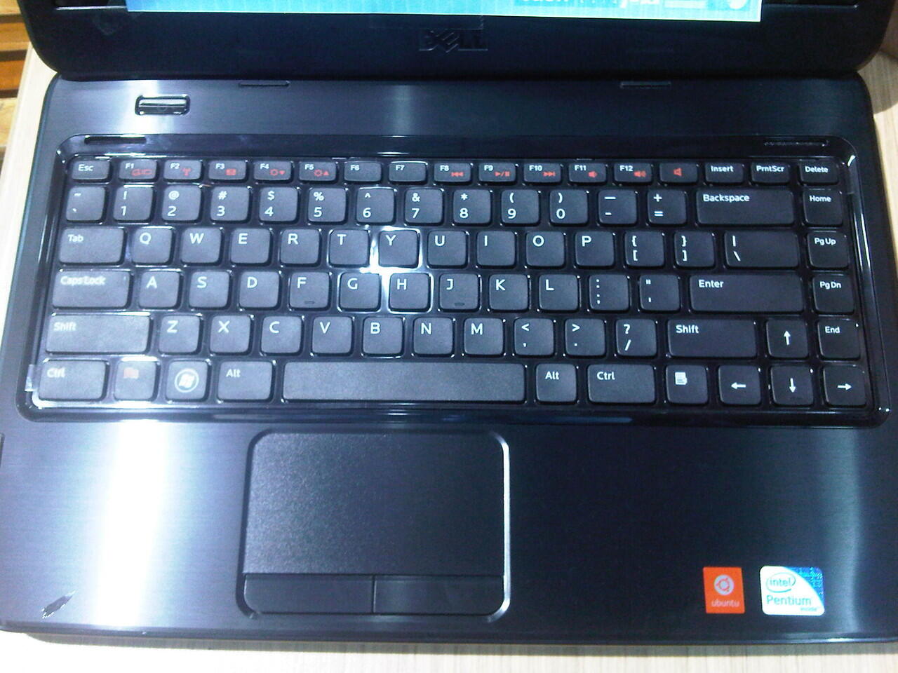 Notebook Dell intel Pentium cuma 3jtan cuma di Bandung