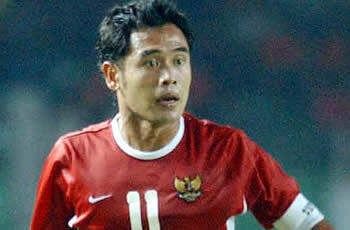 Pemain Indonesia yang Pernah mencetak Gol Fantastis di Ajang Internasional