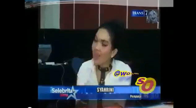 Parodi Wawancara INFO TEMEN Syahrini dng JeremyTetty dan Fenny Rose