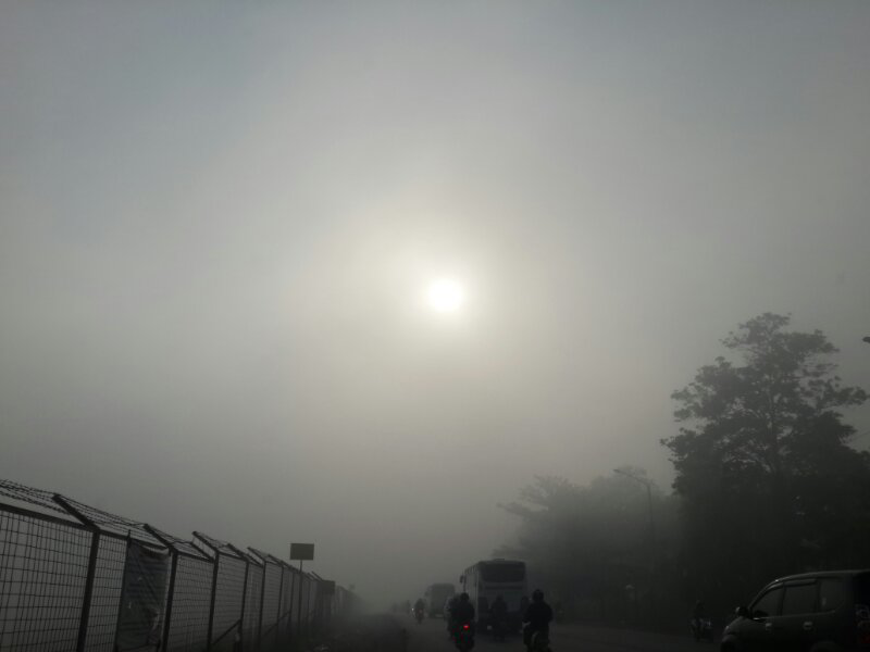 kabut asap d tempat ane..