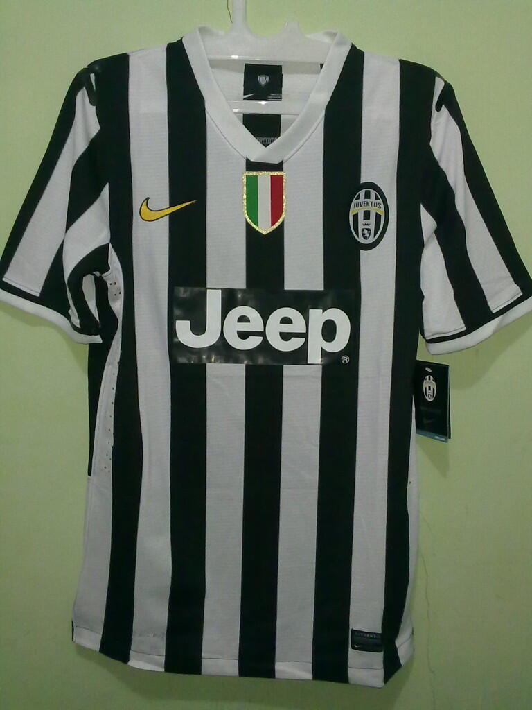 Jersey Grade Ori Juventus Home 2013/2014 Player Issue #23 Vidal