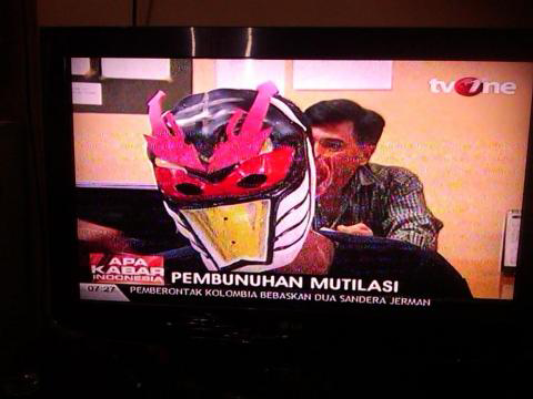 kamen rider melakukan tindak kriminal