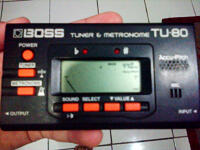 BOSS TU 80 ( tuner dan metronome ) Muulussss