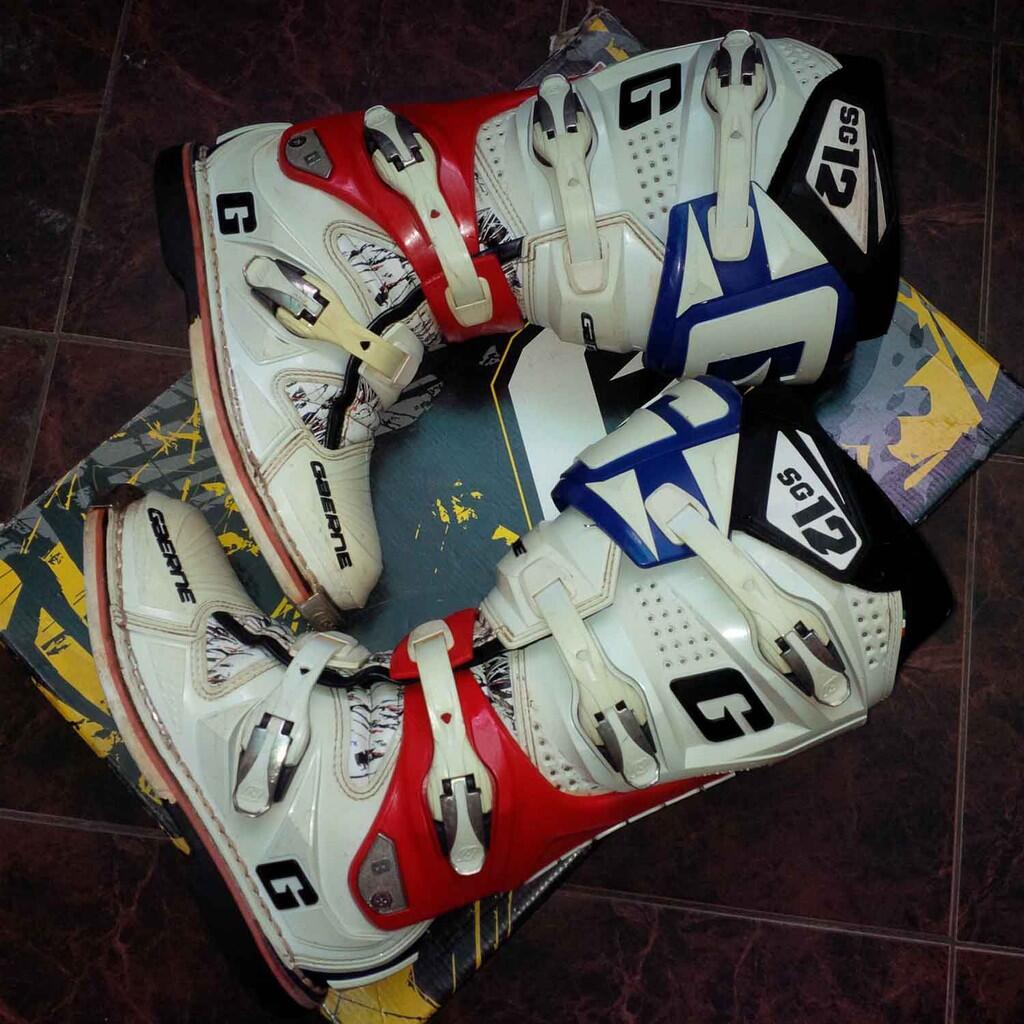 Terjual sepatu  boots  GAERNE SG 12 second  motocross 