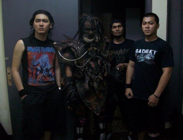 BAND METAL 90AN INDONESIA GA KALAH CADAS SAMA BAND METAL LUAR NEGERI