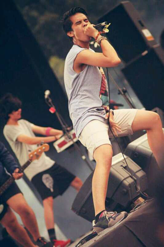 Foto foto saat @THIRTEENjkt manggung di #Haiday dari berbagai sumber :)