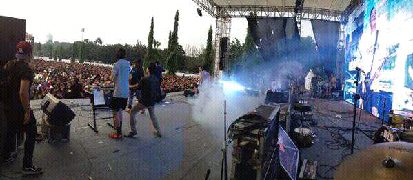 Foto foto saat @THIRTEENjkt manggung di #Haiday dari berbagai sumber :)