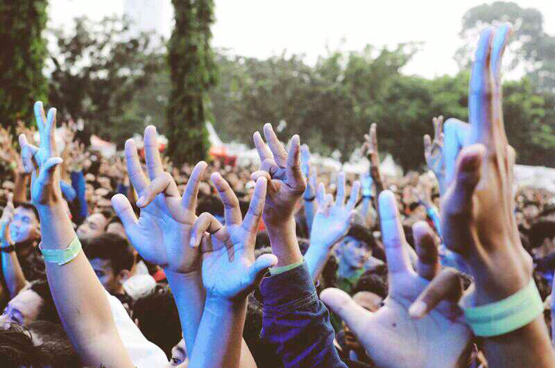 Foto foto saat @THIRTEENjkt manggung di #Haiday dari berbagai sumber :)