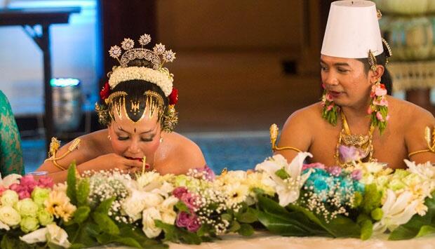 Prosesi Panggih Pernikahan Putri Sultan Yogyakarta ( pic )